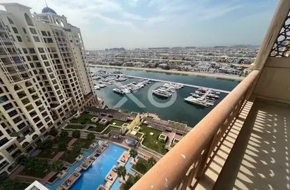 Apartment - 2 Bedrooms - 2 Bathrooms for sale in Marina Residences 3 - Marina Residences - Palm Jumeirah - Dubai
