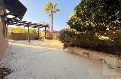 Apartment - 2 Bedrooms - 3 Bathrooms for rent in Saadiyat Beach Residences - Saadiyat Beach - Saadiyat Island - Abu Dhabi