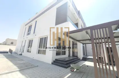 Villa - 5 Bedrooms - 7+ Bathrooms for rent in Hoshi 1 - Hoshi - Al Badie - Sharjah