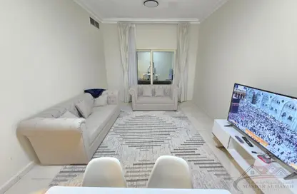Apartment - 1 Bedroom - 2 Bathrooms for sale in Hend Tower - Al Taawun Street - Al Taawun - Sharjah