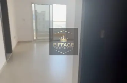 شقة - 1 حمام للبيع في قرية الاميرة - الياسمين - عجمان