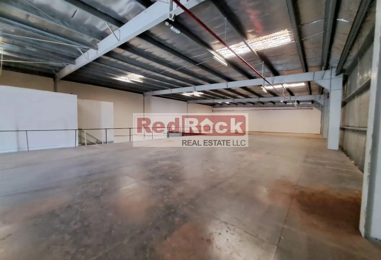 Warehouse for rent in Industrial Area 17