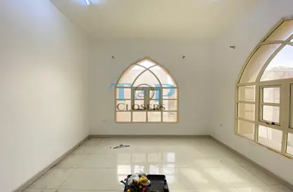 شقة - 3 غرف نوم - 3 حمامات للايجار في الجيمي - العين