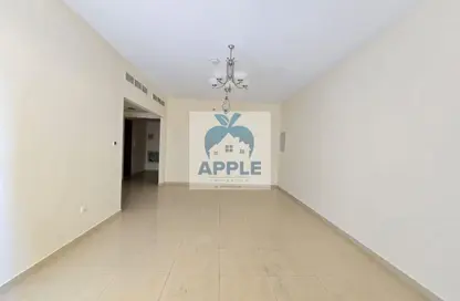 شقة - 2 غرف نوم - 3 حمامات للايجار في تجارية مويلح - الشارقة شقة - 2 غرف نوم - 3 حمامات للايجار في تجارية مويلح - الشارقة