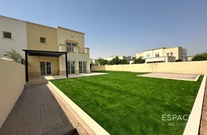 فيلا - 3 غرف نوم - 3 حمامات للايجار في الينابيع 3 - الينابيع - دبي