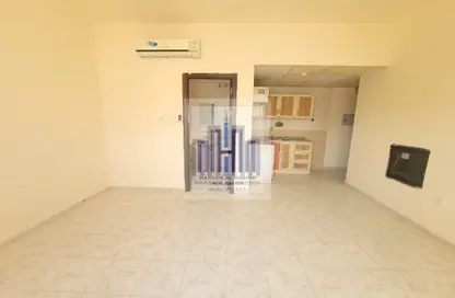 Apartment - Studio - 1 Bathroom for rent in Fire Station Road - Muwaileh - Sharjah