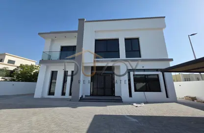 Villa - 5 Bedrooms - 6 Bathrooms for rent in Al Khail Gate - Al Quoz 2 - Al Quoz - Dubai