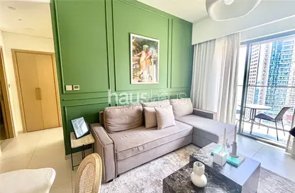Apartment - 1 Bedroom - 1 Bathroom for rent in Burj Royale - Downtown Dubai - Dubai