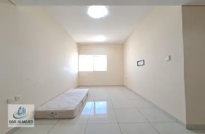 شقة - 2 غرف نوم - 2 حمامات للايجار في مساكن النهضة - النهدة - الشارقة