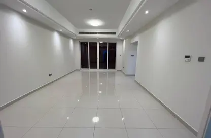 Apartment - 2 Bedrooms - 3 Bathrooms for rent in Al Khan Corniche - Al Khan - Sharjah