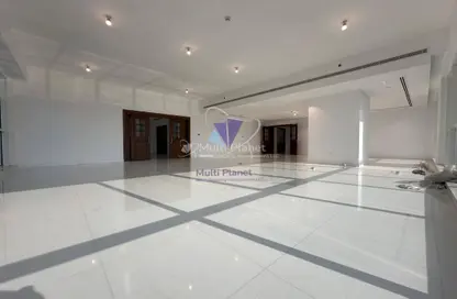 شقة - 5 غرف نوم - 8 حمامات للايجار في الخالدية - أبوظبي