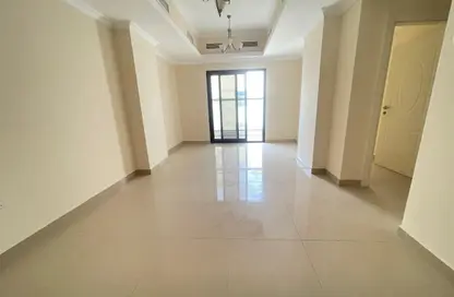 Apartment - 3 Bedrooms - 3 Bathrooms for rent in Al Warqa'a 1 - Al Warqa'a - Dubai