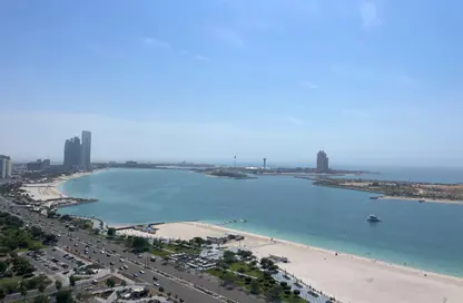 شقة - 3 غرف نوم - 4 حمامات للايجار في وايف تاور - شارع الكورنيش - أبوظبي