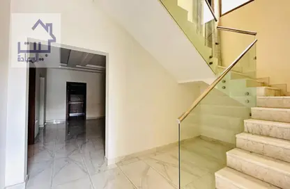 Stairs image for: Villa - 6 Bedrooms - 6 Bathrooms for rent in Al Mowaihat 2 - Al Mowaihat - Ajman, Image 1