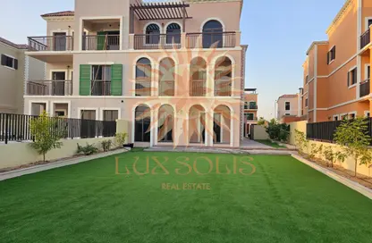 Villa - 5 Bedrooms - 7 Bathrooms for rent in Sur La Mer - La Mer - Jumeirah - Dubai