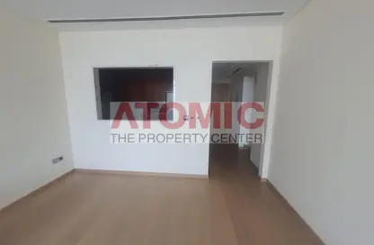 شقة - غرفة نوم - 2 حمامات للايجار في مرتفعات RP - دبي وسط المدينة - دبي