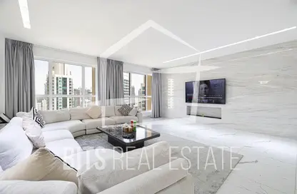 Living Room image for: Apartment - 4 Bedrooms - 5 Bathrooms for rent in Murjan 5 - Murjan - Jumeirah Beach Residence - Dubai, Image 1