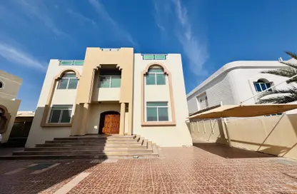 Villa - 6 Bedrooms - 7 Bathrooms for rent in Khalifa City A Villas - Khalifa City A - Khalifa City - Abu Dhabi
