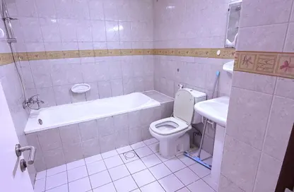 Apartment - Studio - 1 Bathroom for rent in IC1 EMR 09 - Emirates Cluster - International City - Dubai