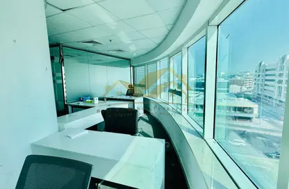 Office Space - Studio - 1 Bathroom for rent in Hamsah B - Al Karama - Dubai