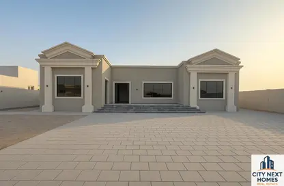 Villa - 4 Bedrooms - 5 Bathrooms for rent in Nad Al Sheba Villas - Nad Al Sheba 3 - Nad Al Sheba - Dubai