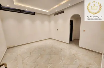 Villa - 5 Bedrooms - 6 Bathrooms for rent in Al Tay commercial - Al Tai - Sharjah