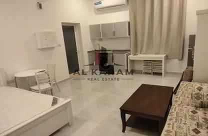Apartment - Studio - 1 Bathroom for rent in Al Sharisha - Ras Al Khaimah