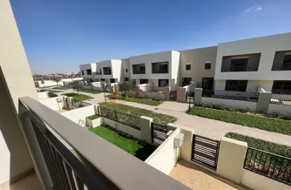 Outdoor Building image for: Villa - 3 Bedrooms - 4 Bathrooms for rent in Noor Townhouses - Town Square - Dubai, Image 1