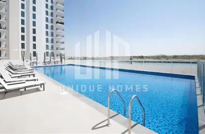 Apartment - 2 Bedrooms - 3 Bathrooms for sale in Waters Edge - Yas Island - Abu Dhabi