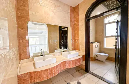 Villa - 5 Bedrooms - 7 Bathrooms for rent in Al Barsha South 1 - Al Barsha South - Al Barsha - Dubai