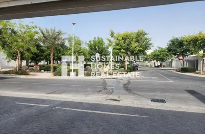 Villa - 4 Bedrooms - 5 Bathrooms for sale in West Yas - Yas Island - Abu Dhabi