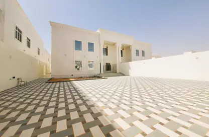 Villa - 5 Bedrooms - 6 Bathrooms for rent in Shi'bat Al Wutah - Al Ain