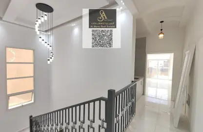فيلا - 5 غرف نوم - 6 حمامات للايجار في المها فيليج - الزاهية - عجمان