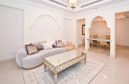 شقة - 2 غرف نوم - 3 حمامات للايجار في التاجر ريزيدنس - جزيرة المدينة القديمة - دبي وسط المدينة - دبي