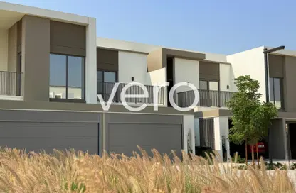 Villa - 3 Bedrooms - 4 Bathrooms for rent in Aura Gardens - Tilal Al Ghaf - Dubai