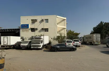 مستودع - استوديو - 8 حمامات للبيع في المنطقة الصناعية رقم 2 - المنطقة الصناعية بالشارقة - الشارقة