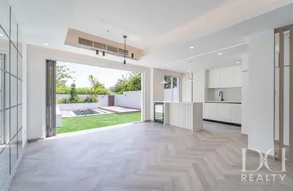 Villa - 2 Bedrooms - 3 Bathrooms for sale in Springs 11 - The Springs - Dubai