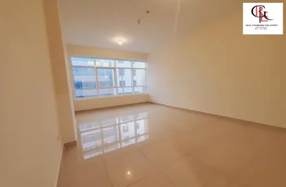 Empty Room image for: Apartment - 2 Bedrooms - 3 Bathrooms for rent in Shabia - Mussafah - Abu Dhabi, Image 1