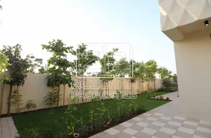 Townhouse - 4 Bedrooms - 5 Bathrooms for sale in Hayyan - Sharjah