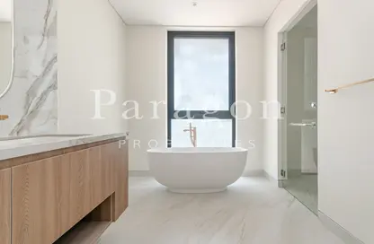 Villa - 4 Bedrooms - 7 Bathrooms for sale in Beach Homes - Falcon Island - Al Hamra Village - Ras Al Khaimah