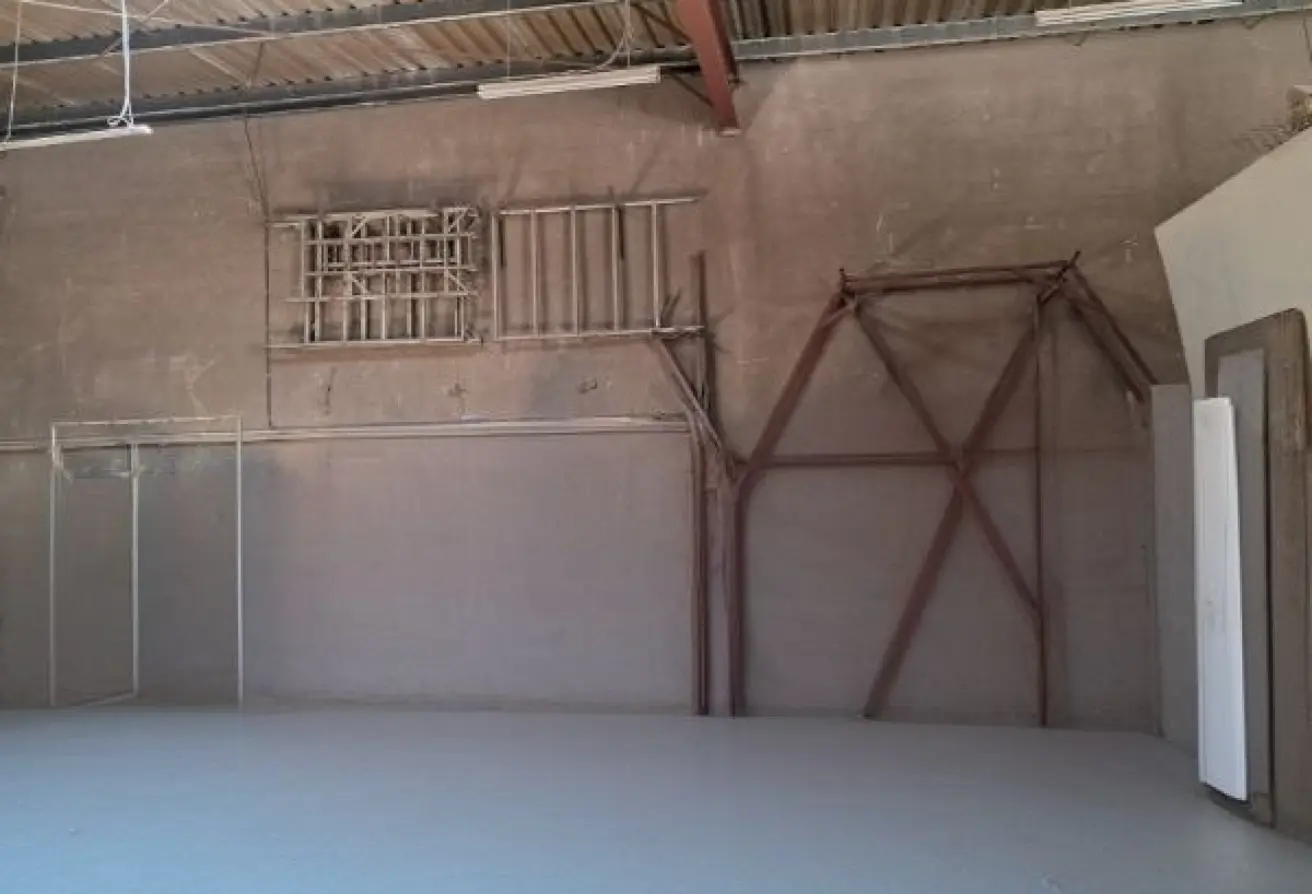 Warehouse for rent in Industrial Area 4