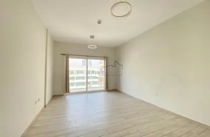 Apartment - 1 Bathroom for rent in Oxford Residence - Jumeirah Village Circle - Dubai