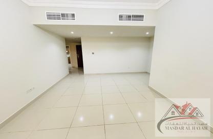 Apartment - 1 Bedroom - 2 Bathrooms for rent in Muwaileh Commercial - Sharjah