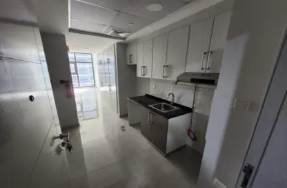 Apartment - 1 Bathroom for rent in Majan - Dubai