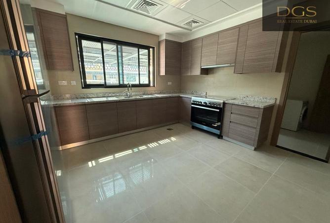 15171002 - Property Image 3