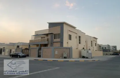 فيلا - 5 غرف نوم - 8 حمامات للبيع في الزاهية جاردنز - الزاهية - عجمان