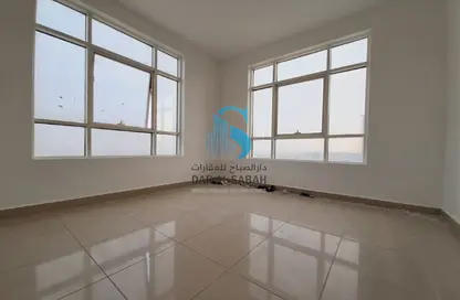 Apartment - 2 Bedrooms - 2 Bathrooms for rent in Al Nahda Complex - Al Nahda - Sharjah