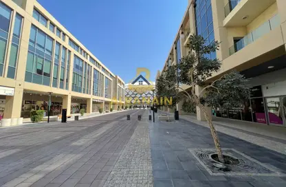 شقة - 3 غرف نوم - 3 حمامات للايجار في ميدان العين - الطويه - العين