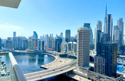 شقة - 2 غرف نوم - 4 حمامات للايجار في وندسور مانور - الخليج التجاري - دبي