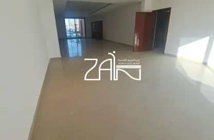 Villa - 4 Bedrooms - 6 Bathrooms for rent in Seashore - Rabdan - Abu Dhabi